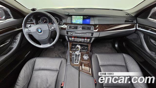 BMW 5-Series 2013 — photo 7