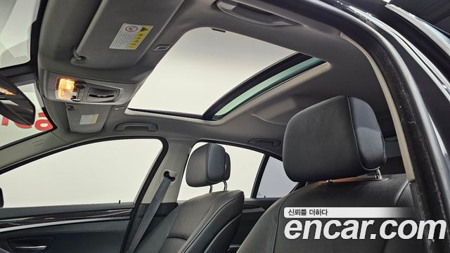BMW 5-Series 2013 — photo 19