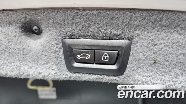BMW 7-Series 2014 — photo 20