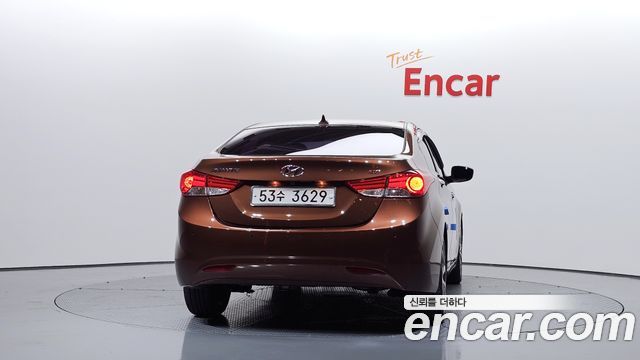 Hyundai AVANTE 2014 — photo 4