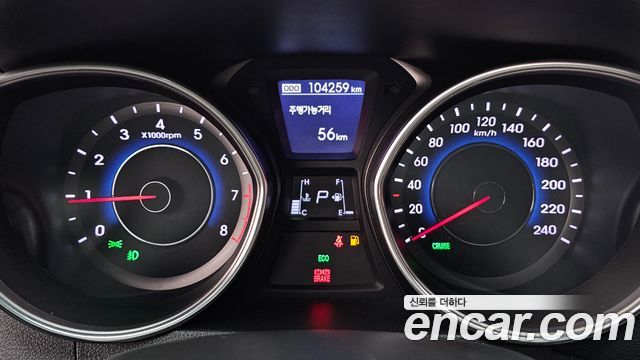 Hyundai AVANTE 2014 — photo 11