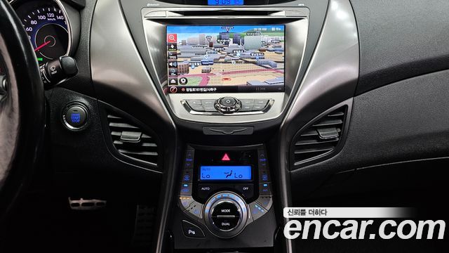 Hyundai AVANTE 2014 — photo 20