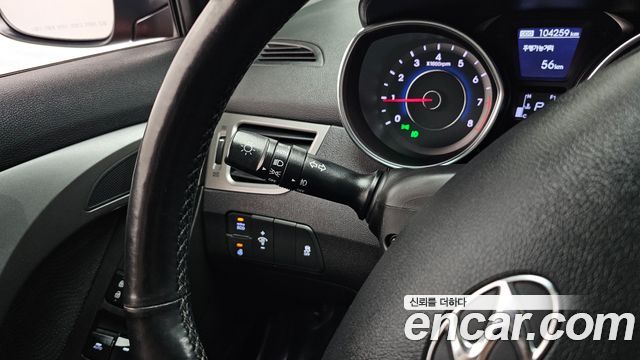 Hyundai AVANTE 2014 — photo 23