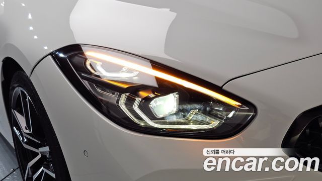BMW Z4 2022 — photo 8