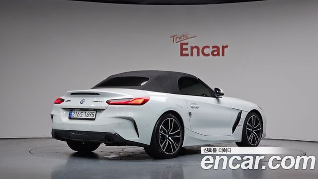 BMW Z4 2022 — photo 31