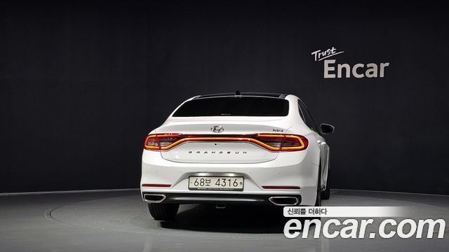 Hyundai Grandeur 2018 — photo 4