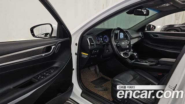 Hyundai Grandeur 2018 — photo 13