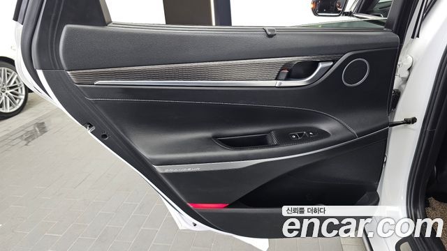 Hyundai Grandeur 2018 — photo 15
