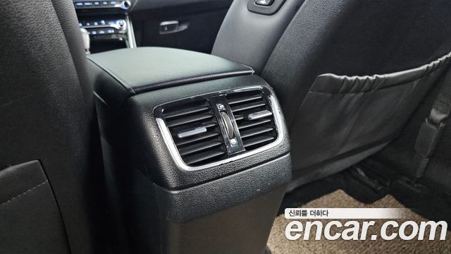 Hyundai Grandeur 2018 — photo 31