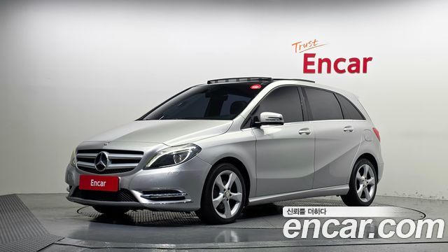 Mercedes-Benz B-Class 2013 — photo 1