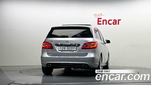 Mercedes-Benz B-Class 2013 — photo 4
