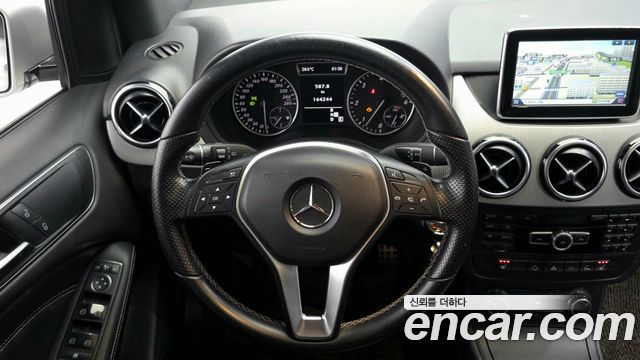 Mercedes-Benz B-Class 2013 — photo 13