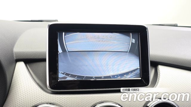 Mercedes-Benz B-Class 2013 — photo 15