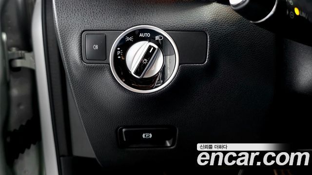 Mercedes-Benz B-Class 2013 — photo 16