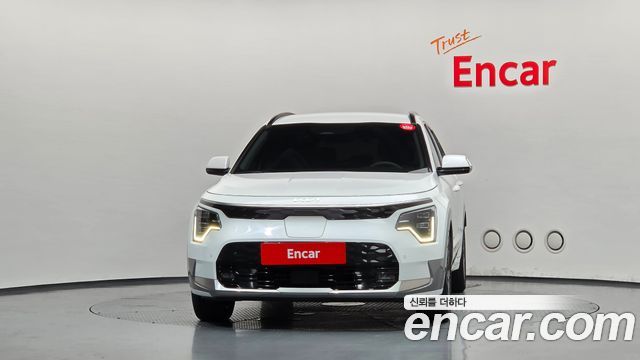 Kia Niro 2023 — photo 3