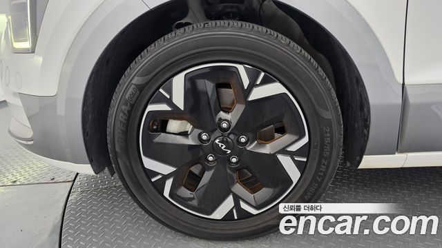 Kia Niro 2023 — photo 5