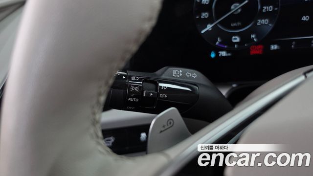Kia Niro 2023 — photo 30