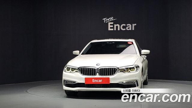 BMW 5-Series 2018 — photo 3