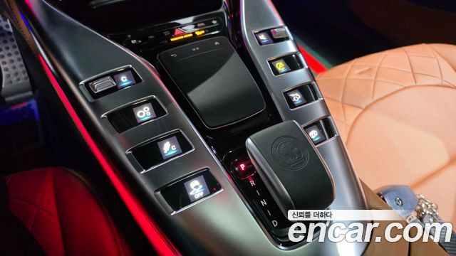 Mercedes-Benz AMG GT 2021 — photo 12
