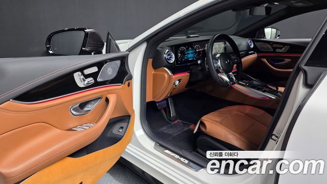 Mercedes-Benz AMG GT 2021 — photo 13