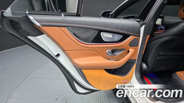 Mercedes-Benz AMG GT 2021 — photo 15