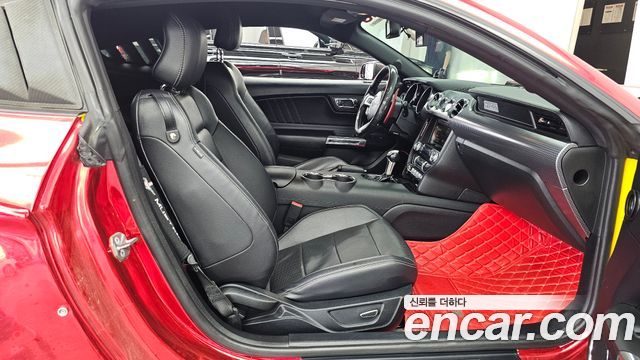 Ford Mustang 2016 — photo 11