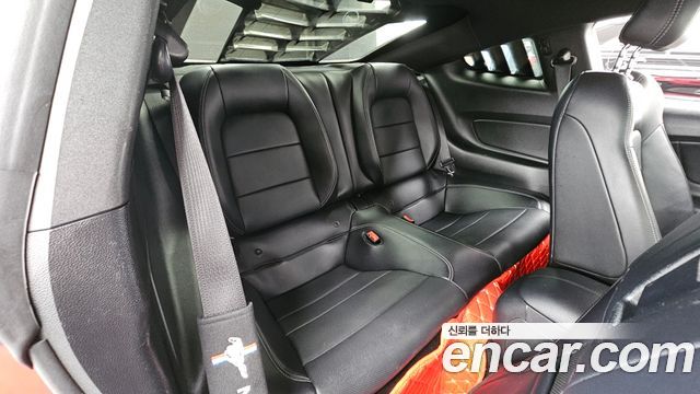 Ford Mustang 2016 — photo 12