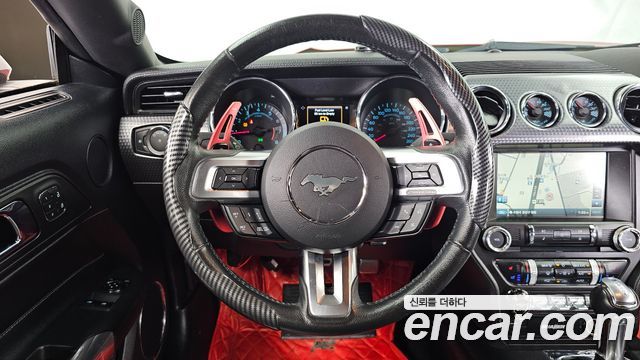 Ford Mustang 2016 — photo 13