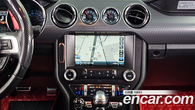 Ford Mustang 2016 — photo 14