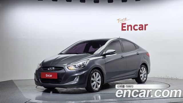 Hyundai Accent 2013 — photo 1