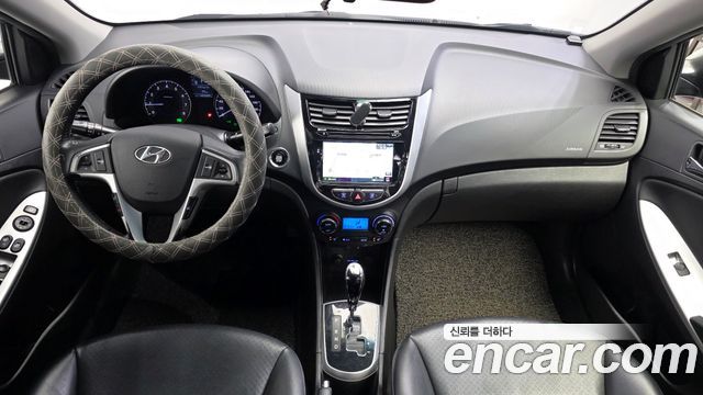 Hyundai Accent 2013 — photo 7