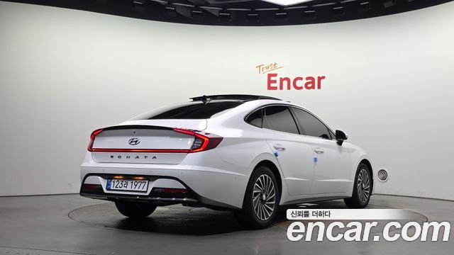 Hyundai Sonata 2022 — photo 2