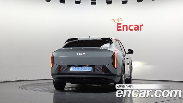 Kia EV4 2026 — photo 4