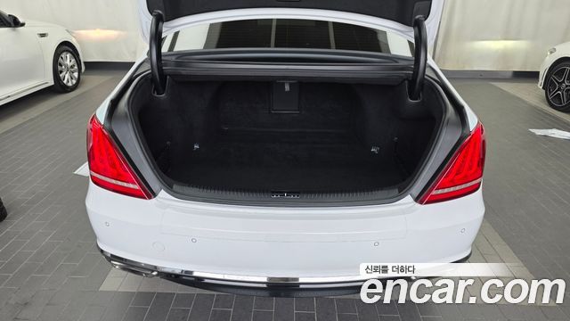 Genesis EQ900 2016 — photo 26
