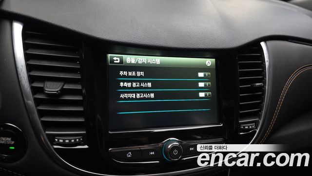 Chevrolet Korea Trax 2019 — photo 22
