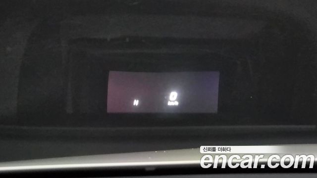 Mercedes-Benz E-Class 2017 — photo 19