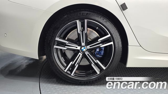 BMW 3-Series 2024 — photo 5