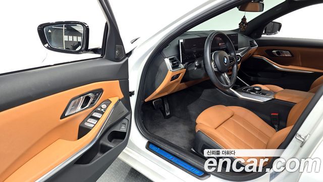 BMW 3-Series 2024 — photo 13
