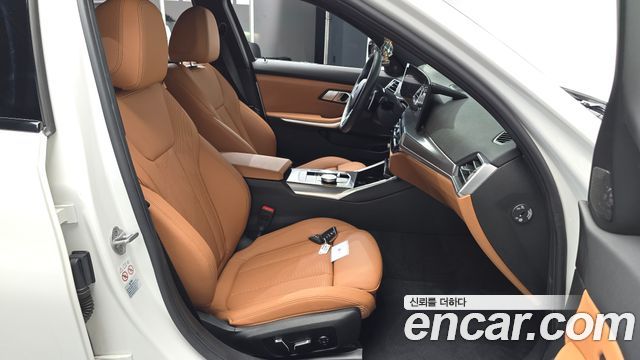 BMW 3-Series 2024 — photo 16