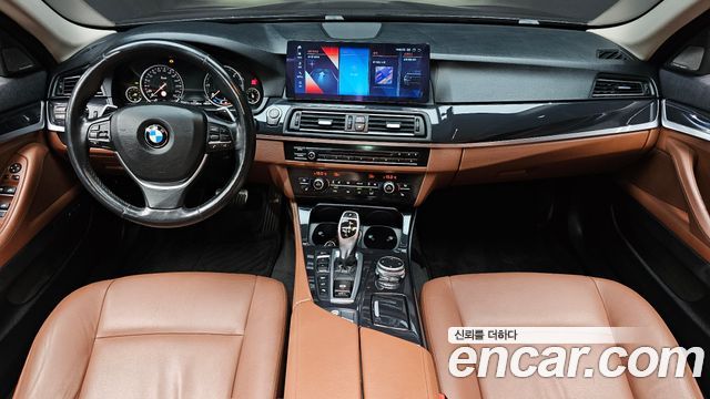 BMW 5-Series 2016 — photo 7