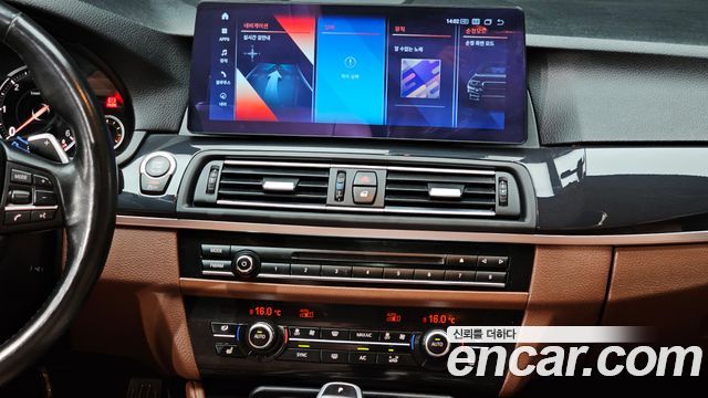 BMW 5-Series 2016 — photo 14