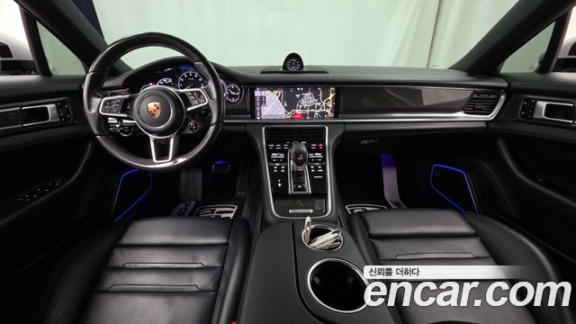Porsche Panamera 2018 — photo 7
