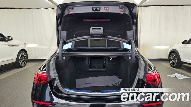 Mercedes-Benz S-Class 2021 — photo 20
