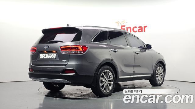 Kia Sorento 2015 — photo 2