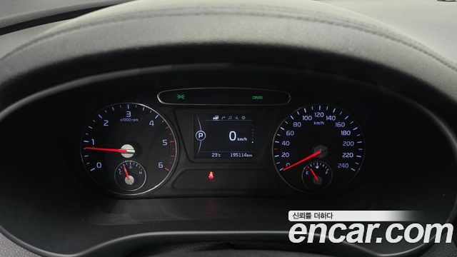 Kia Sorento 2015 — photo 8