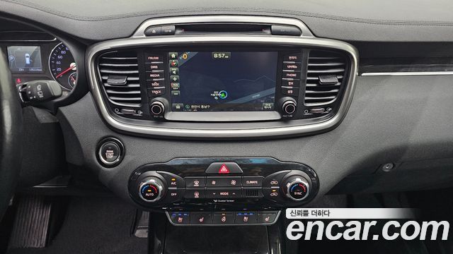 Kia Sorento 2015 — photo 15