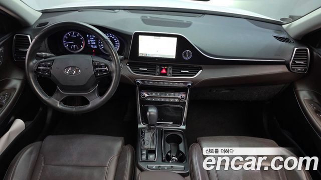 Hyundai Grandeur 2018 — photo 10