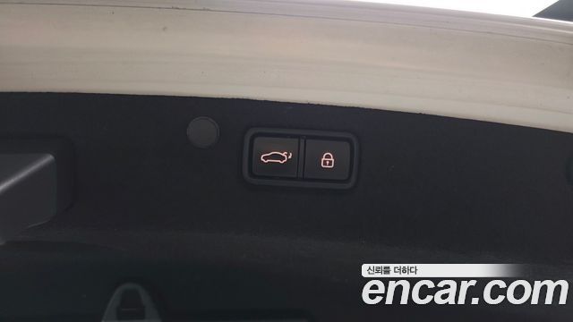 Hyundai Grandeur 2018 — photo 25