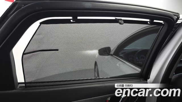 Hyundai Grandeur 2018 — photo 28