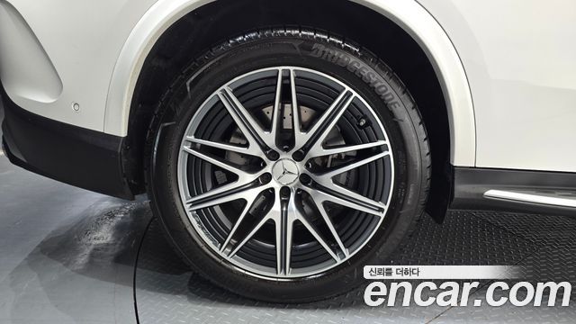 Mercedes-Benz GLC-Class 2025 — photo 5